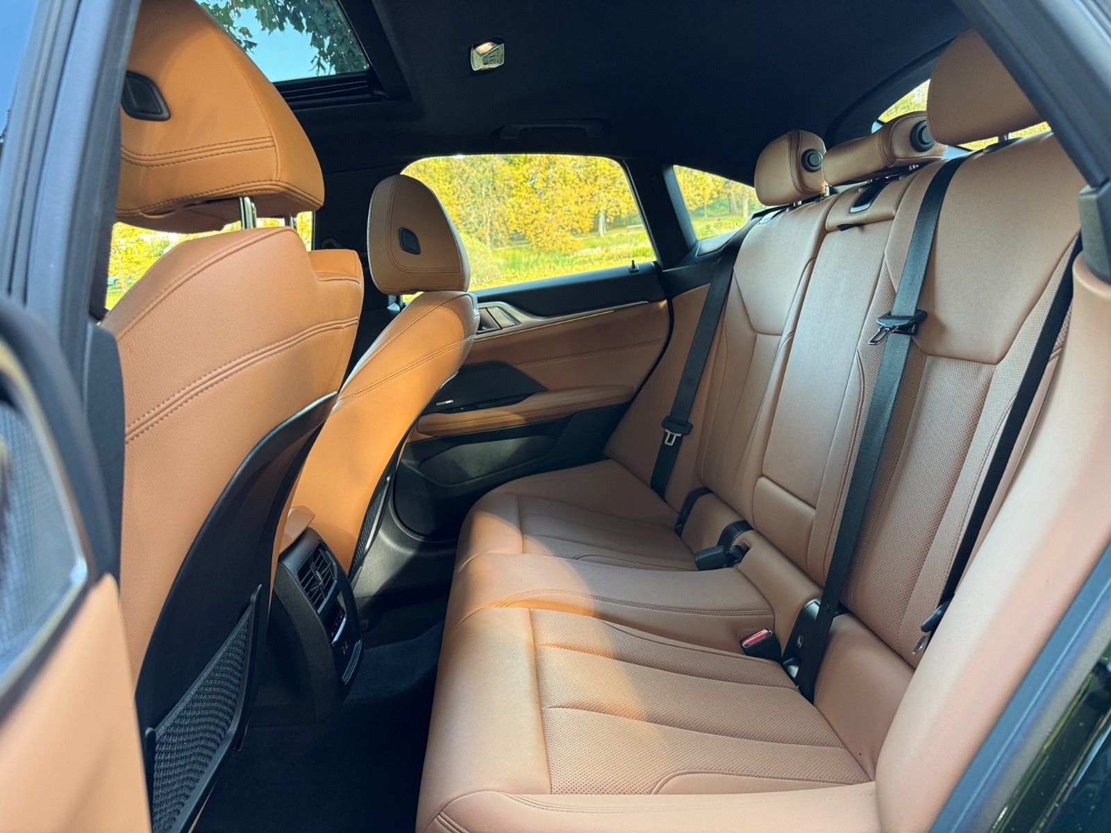 Grøn BMW i4 fra 2024