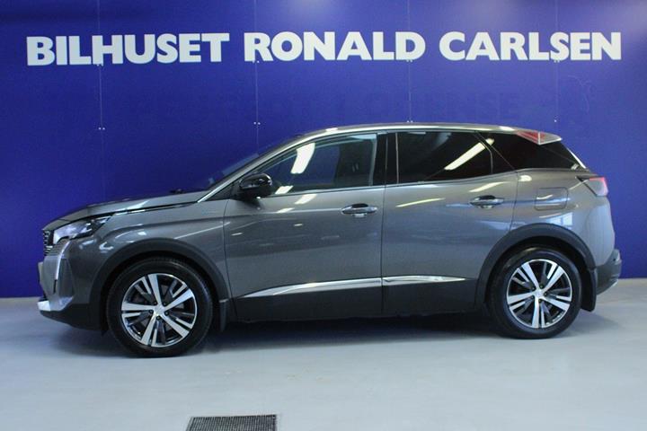 Grå Peugeot 3008 fra 2021