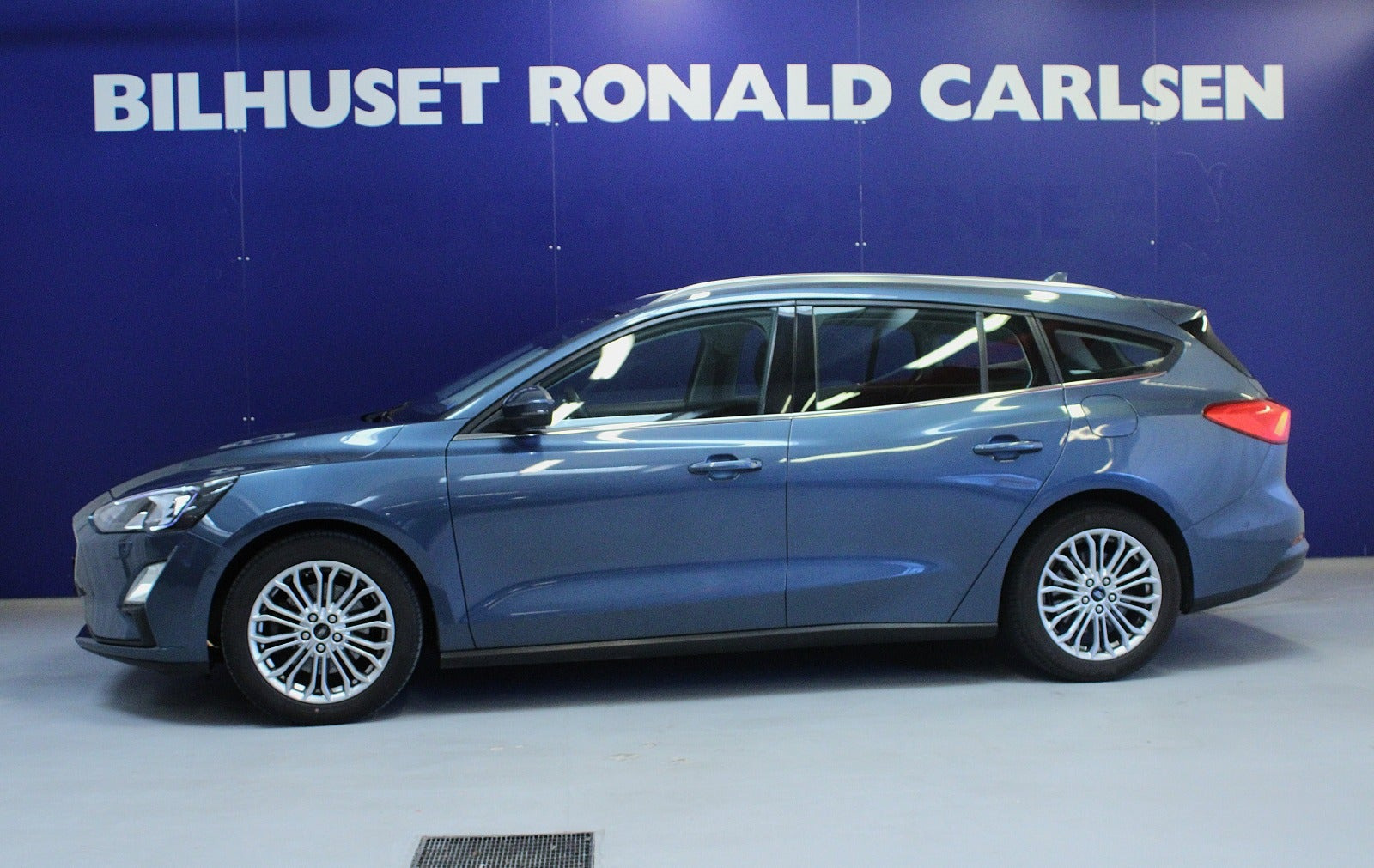 Ford Focus 1,0 EcoBoost Titanium stc.
