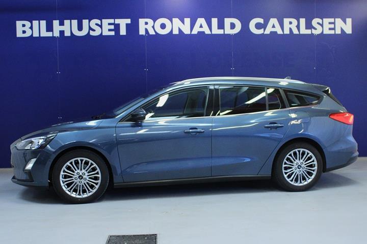 Blå Ford Focus fra 2020