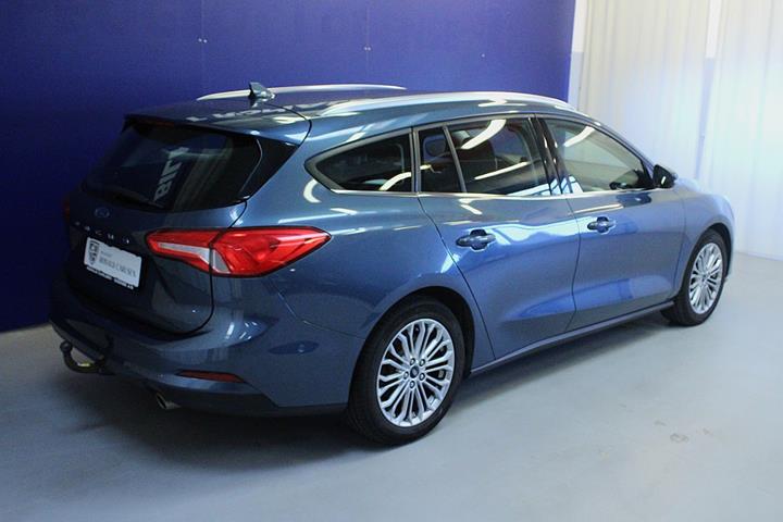 Blå Ford Focus fra 2020