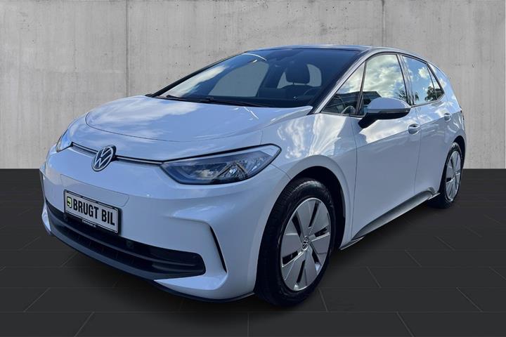 Hvid VW ID.3 fra 2023 set udefra