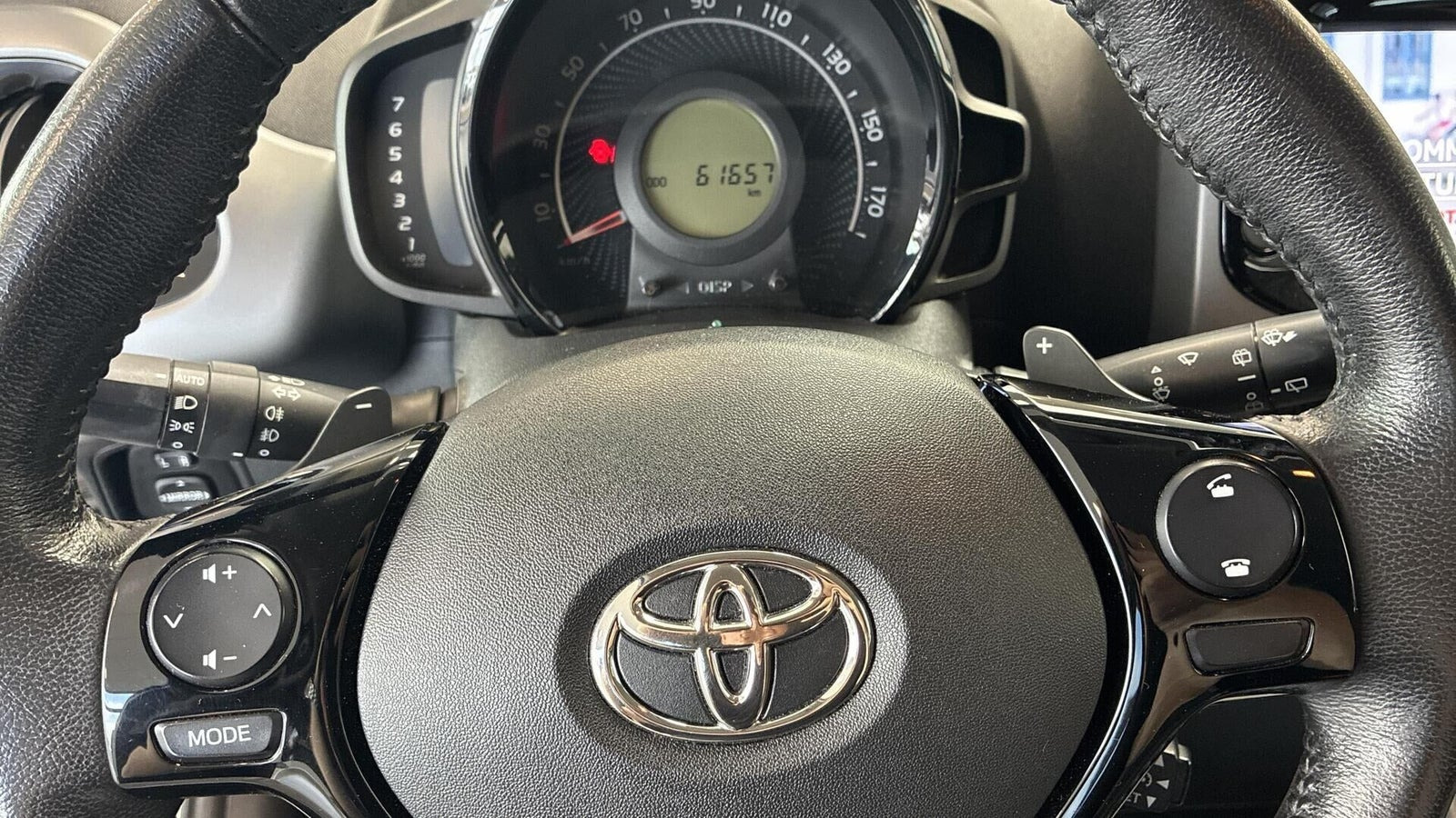 Hvid Toyota Aygo fra 2021