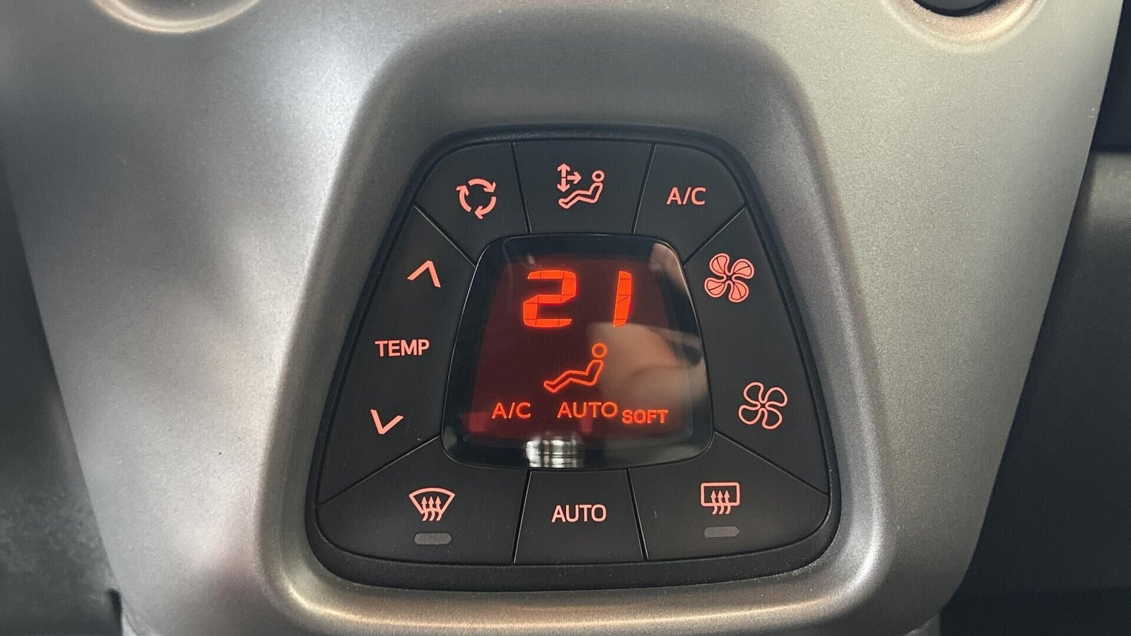 Hvid Toyota Aygo fra 2021