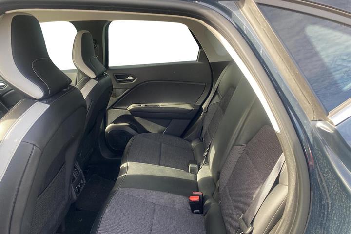 Blå Renault Captur fra 2020