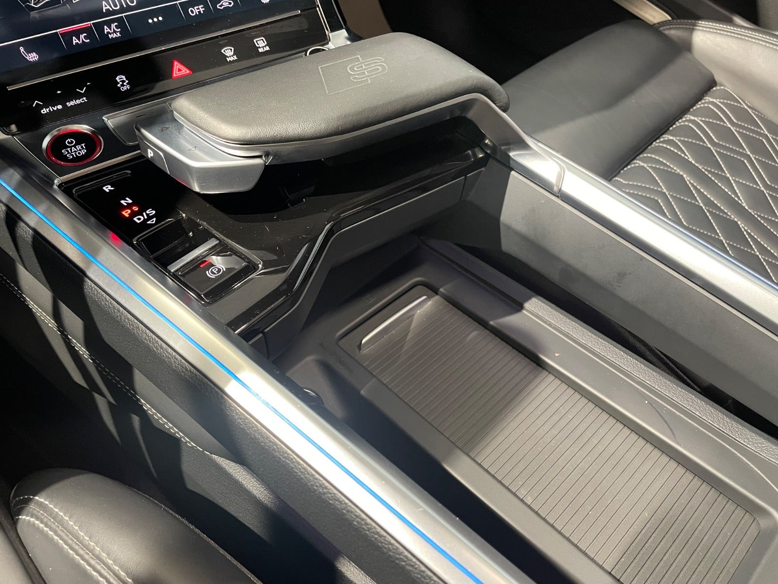Sort Audi e-tron S fra 2023