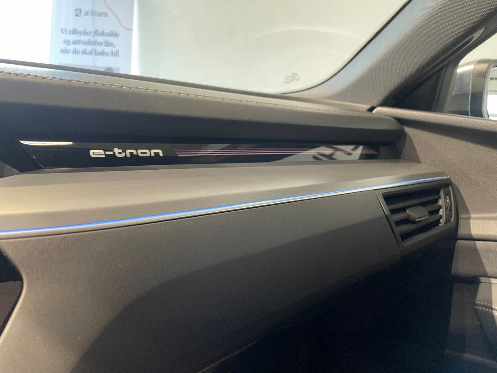 Sort Audi e-tron S fra 2023