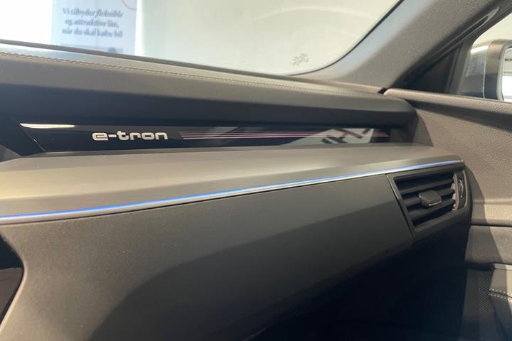 Sort Audi e-tron S fra 2023