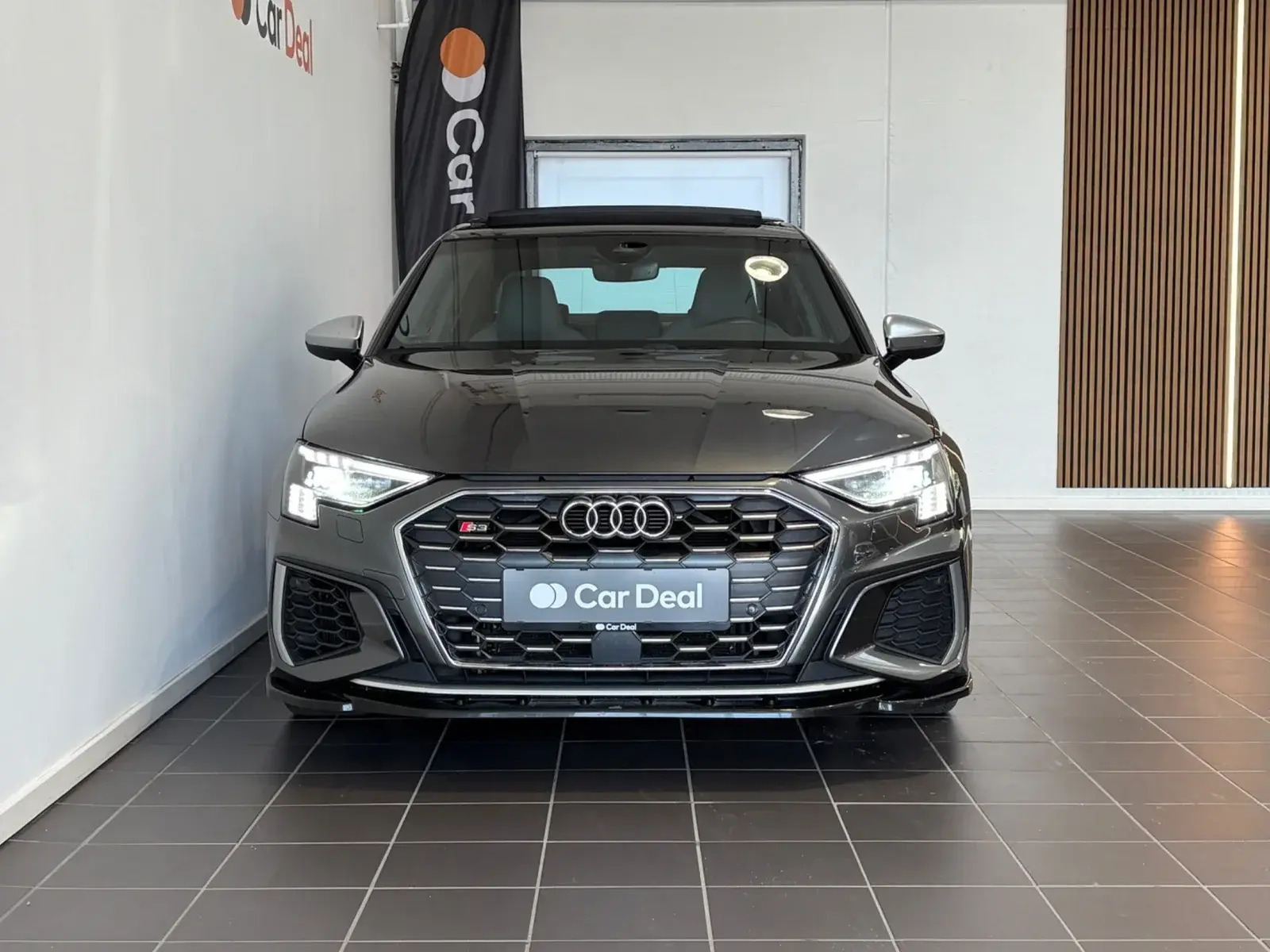 Rød Audi S3 fra 2022