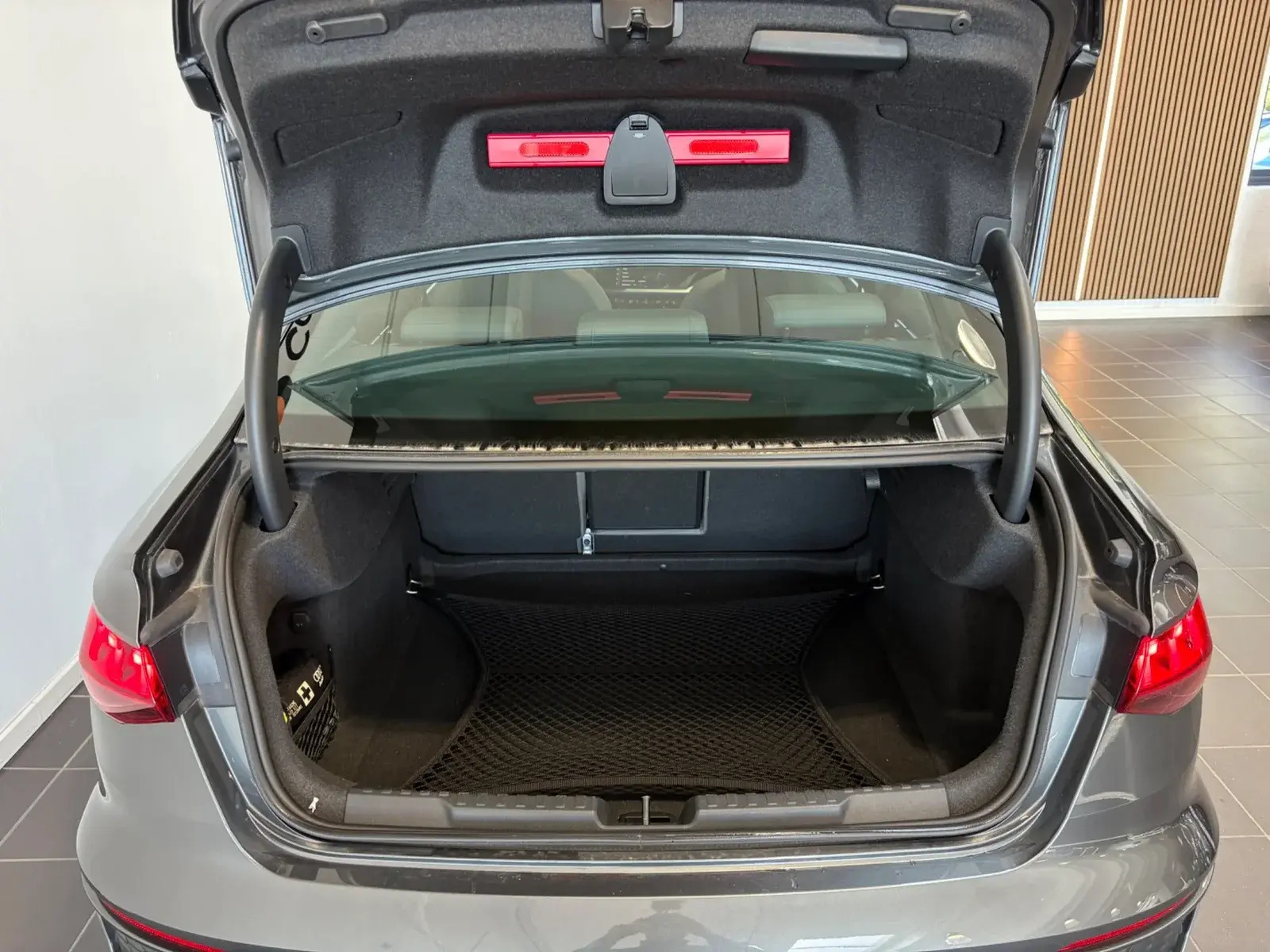 Rød Audi S3 fra 2022