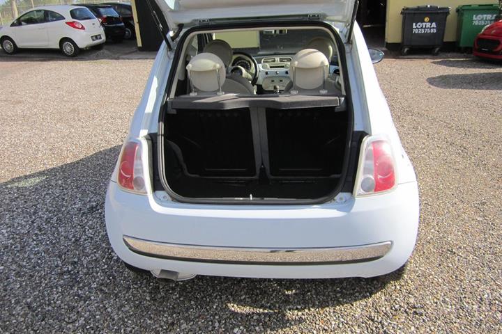 Hvid Fiat 500 fra 2008