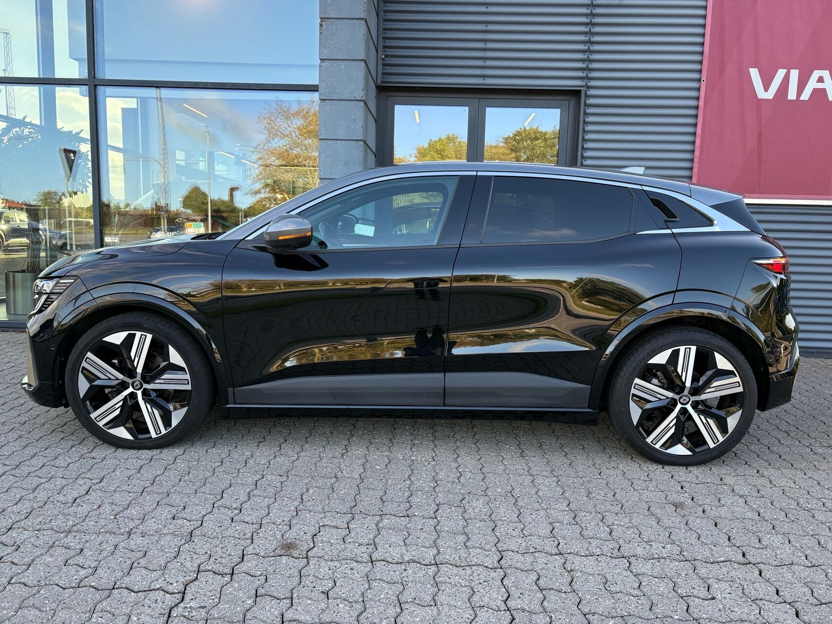 Sort Renault Mégane fra 2023