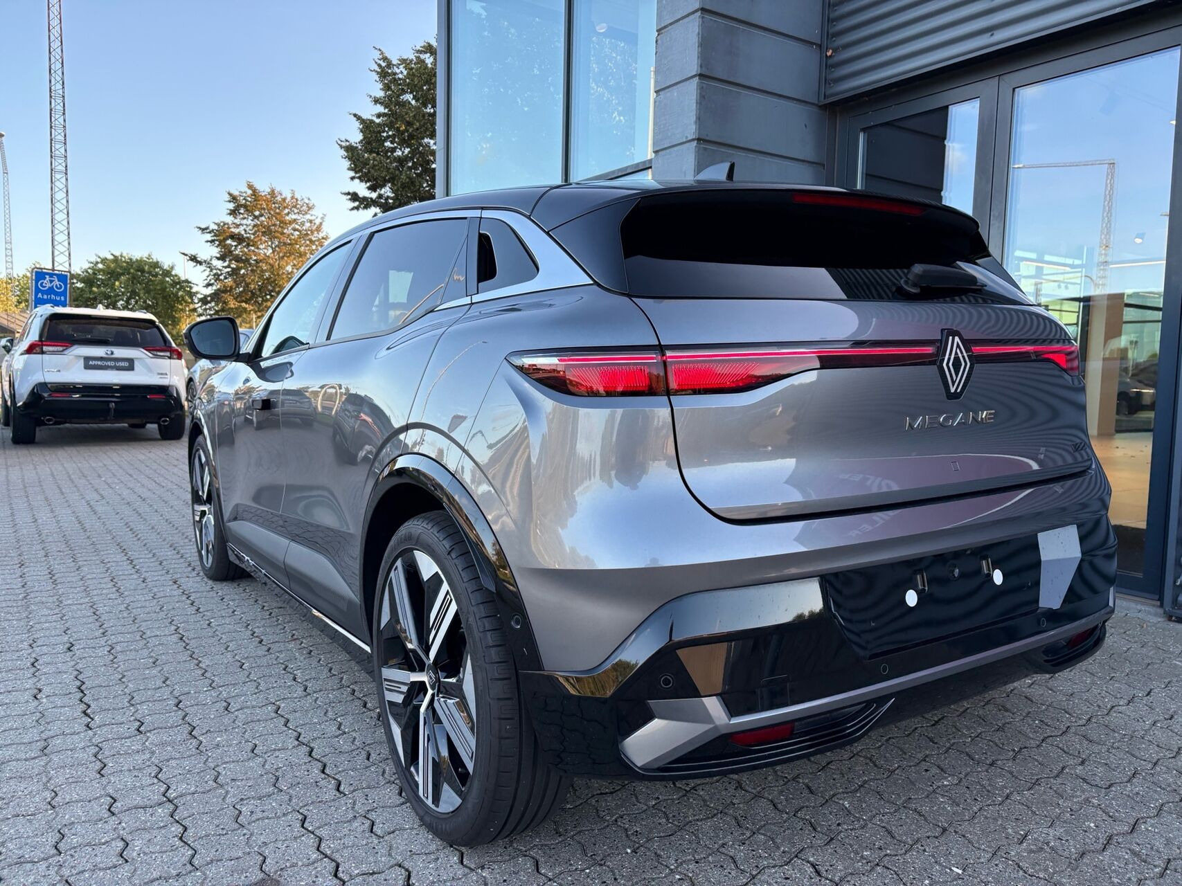 Grå Renault Mégane fra 2023