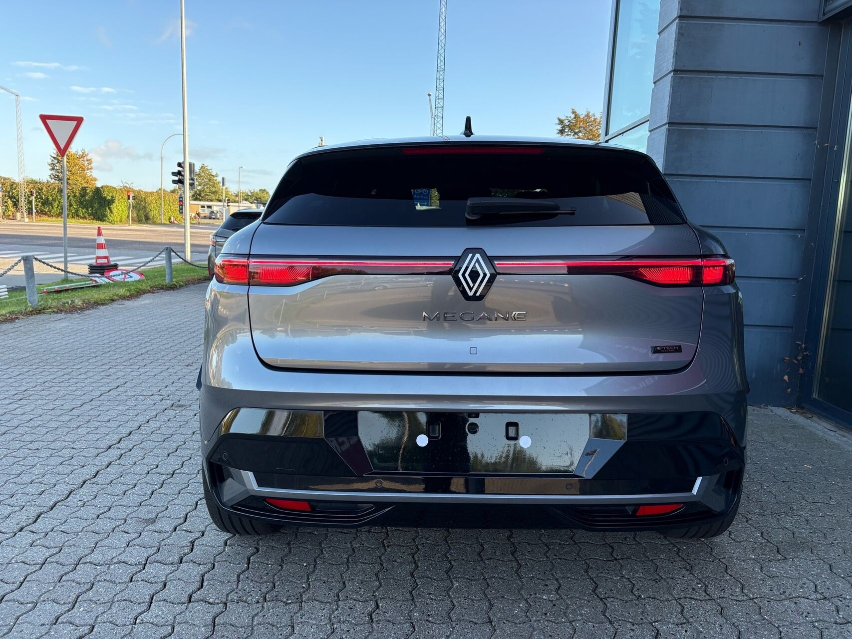 Grå Renault Mégane fra 2023