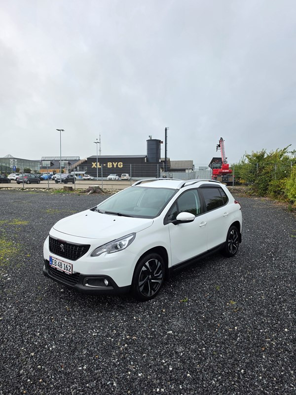 Peugeot 2008 1.6 BlueHDi 100 hk Crossover