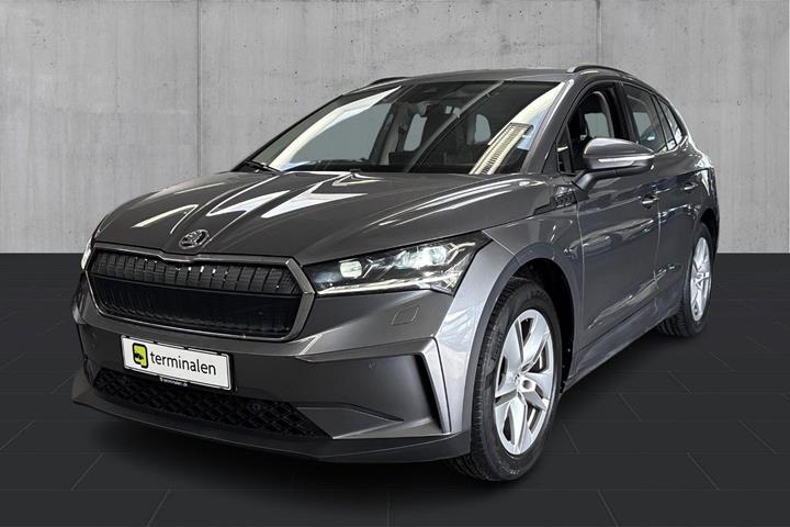 Grå Skoda Enyaq fra 2023