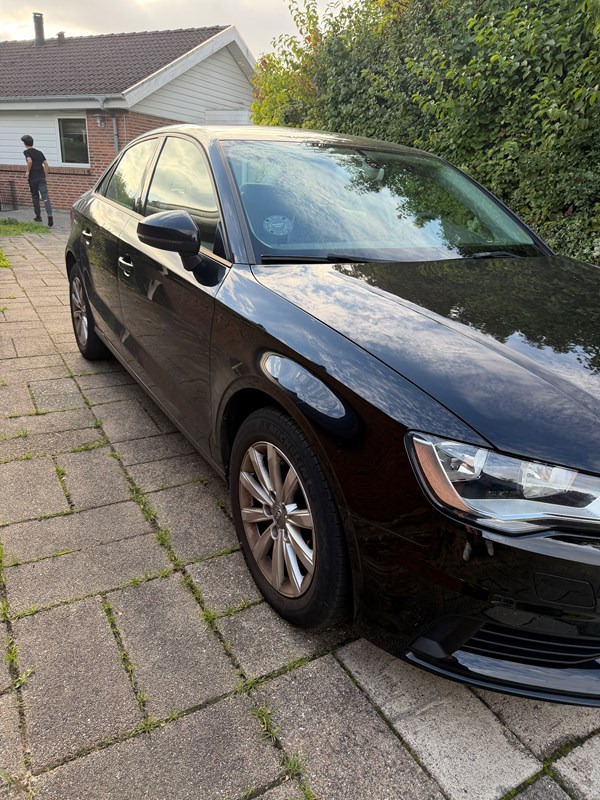 Audi A3 1.6 TDI 110HK 4-DØRS