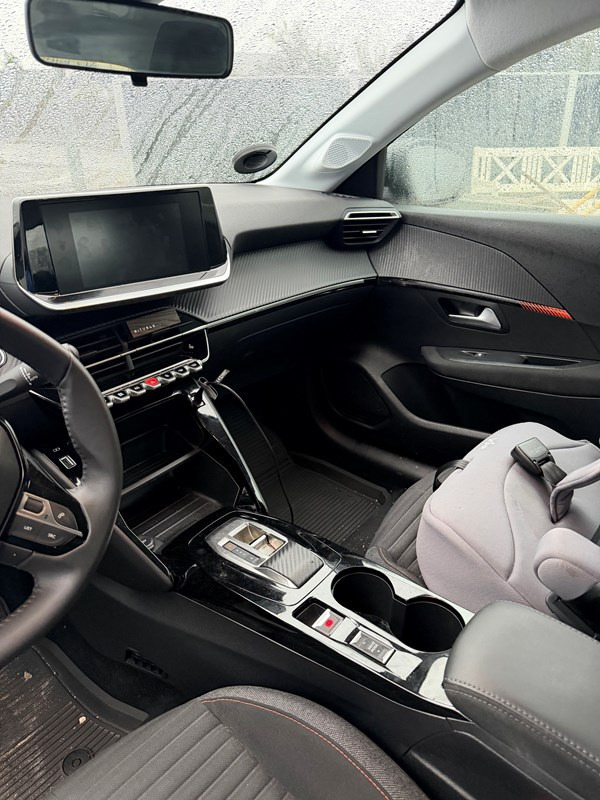 undefined Peugeot 208 fra 2023