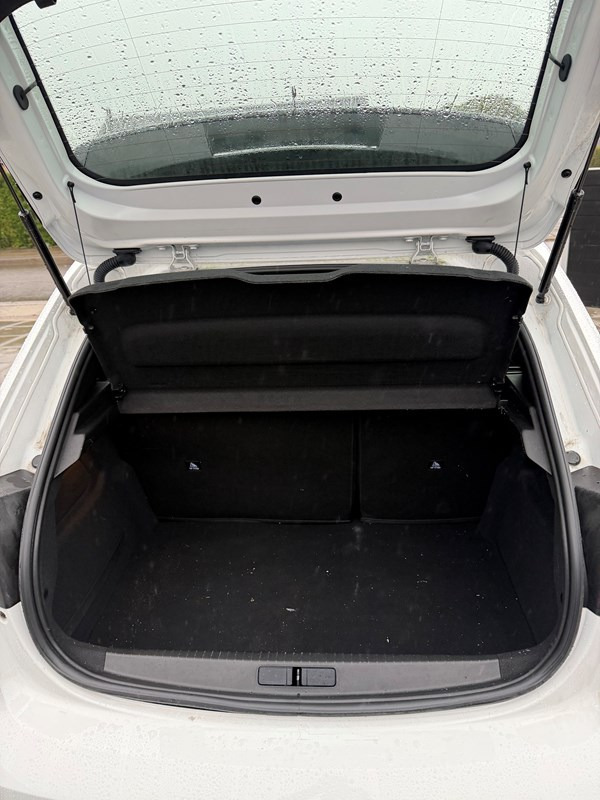 undefined Peugeot 208 fra 2023