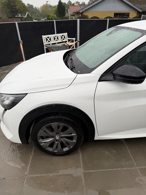 undefined Peugeot 208 fra 2023