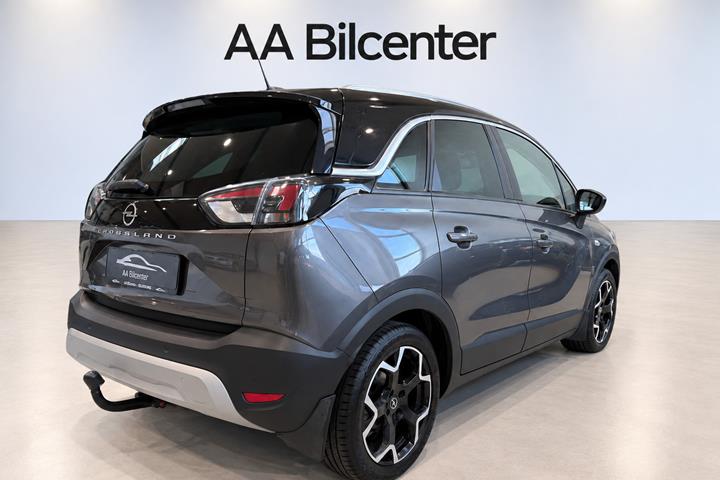 Grå Opel Crossland fra 2021