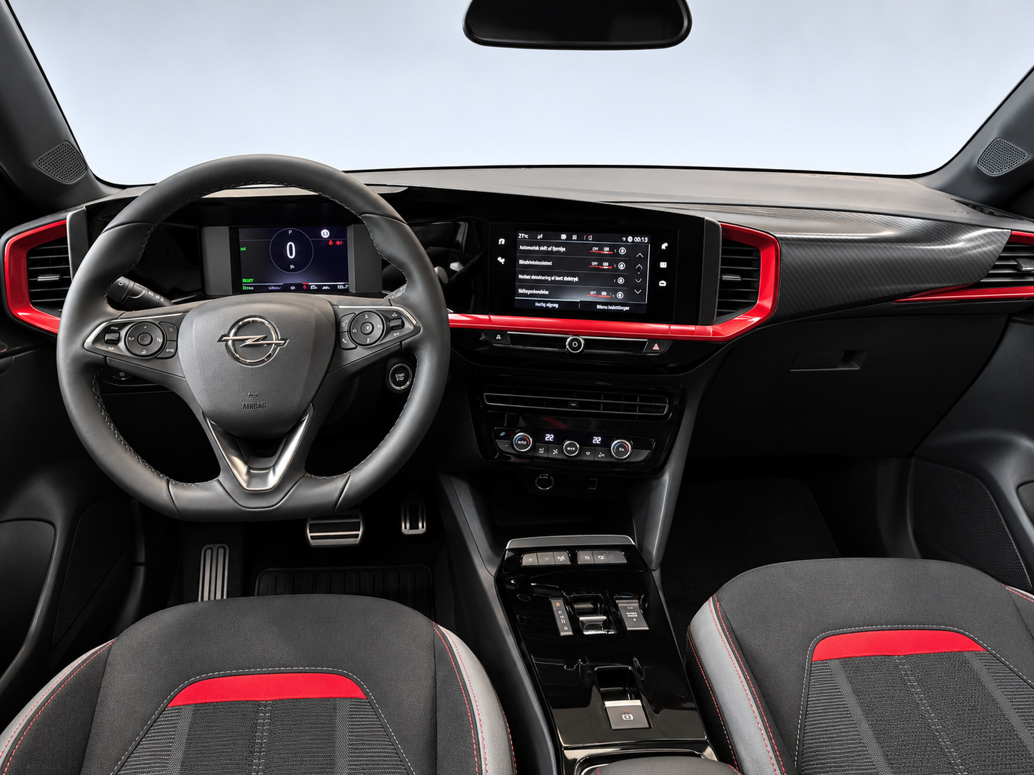 Hvid Opel Mokka-e fra 2024