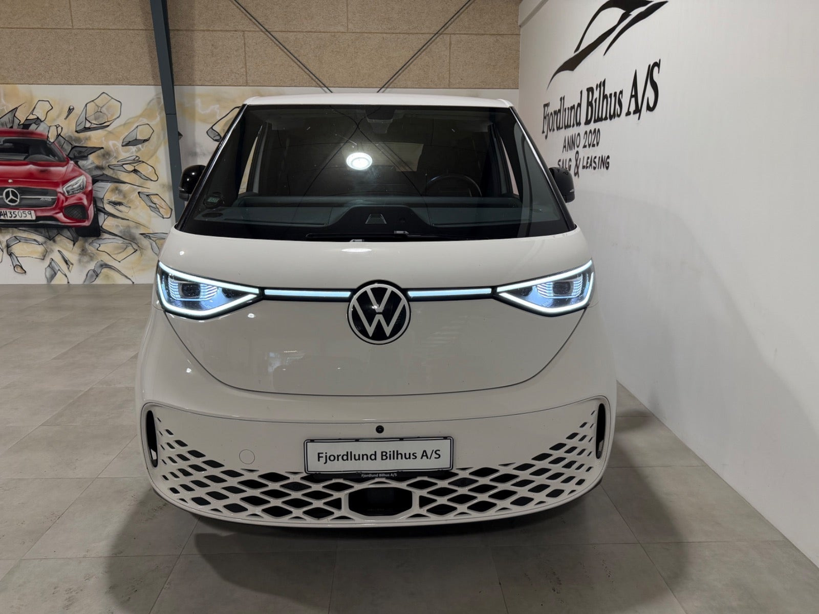 Hvid VW ID.Buzz fra 2025