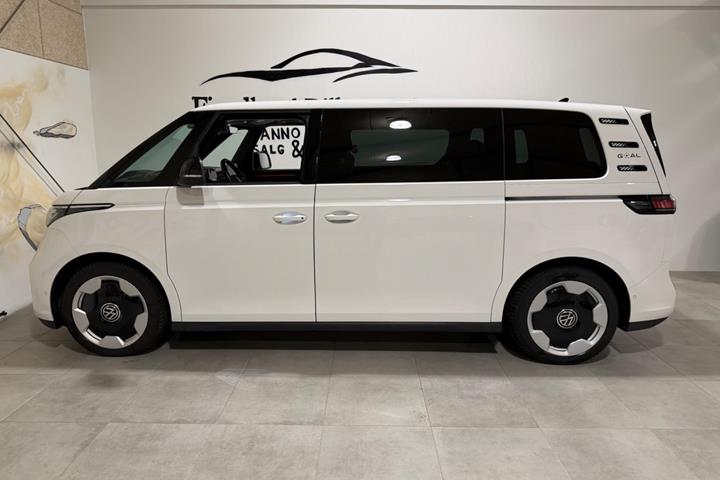 Hvid VW ID.Buzz fra 2025