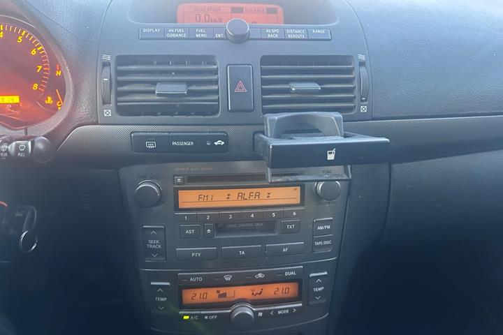 undefined Toyota Avensis fra 2006