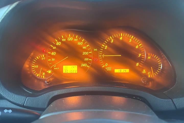 undefined Toyota Avensis fra 2006