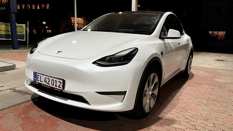 Tesla Model Y Long Range Dual Motor
