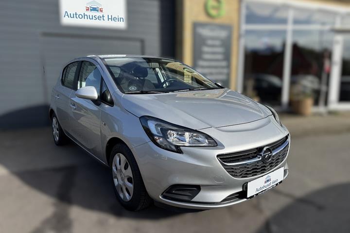 Sølv Opel Corsa fra 2016