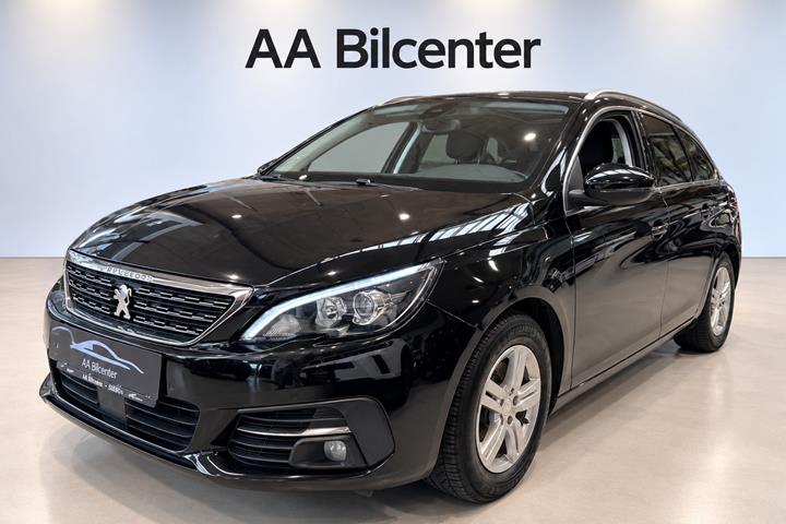 Sort Peugeot 308 fra 2019 set udefra