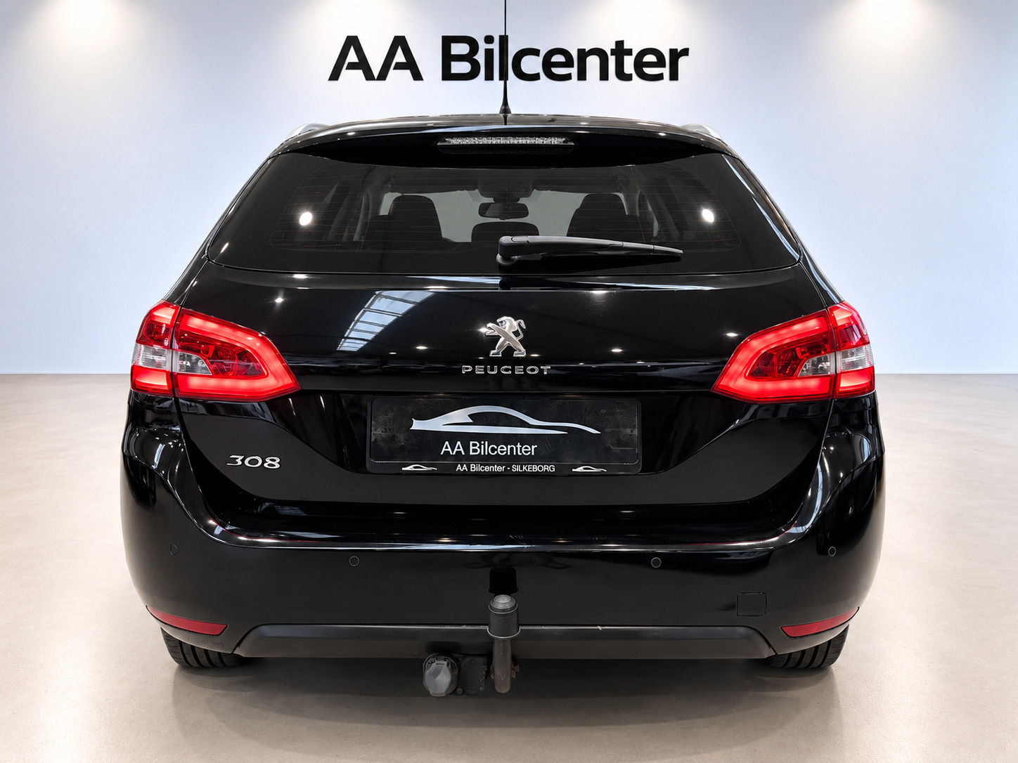 Sort Peugeot 308 fra 2019