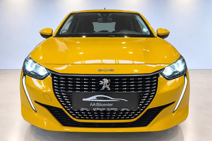 Gul Peugeot 208 fra 2021