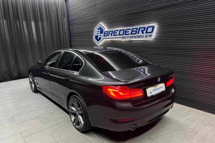 Brun BMW 520d fra 2019