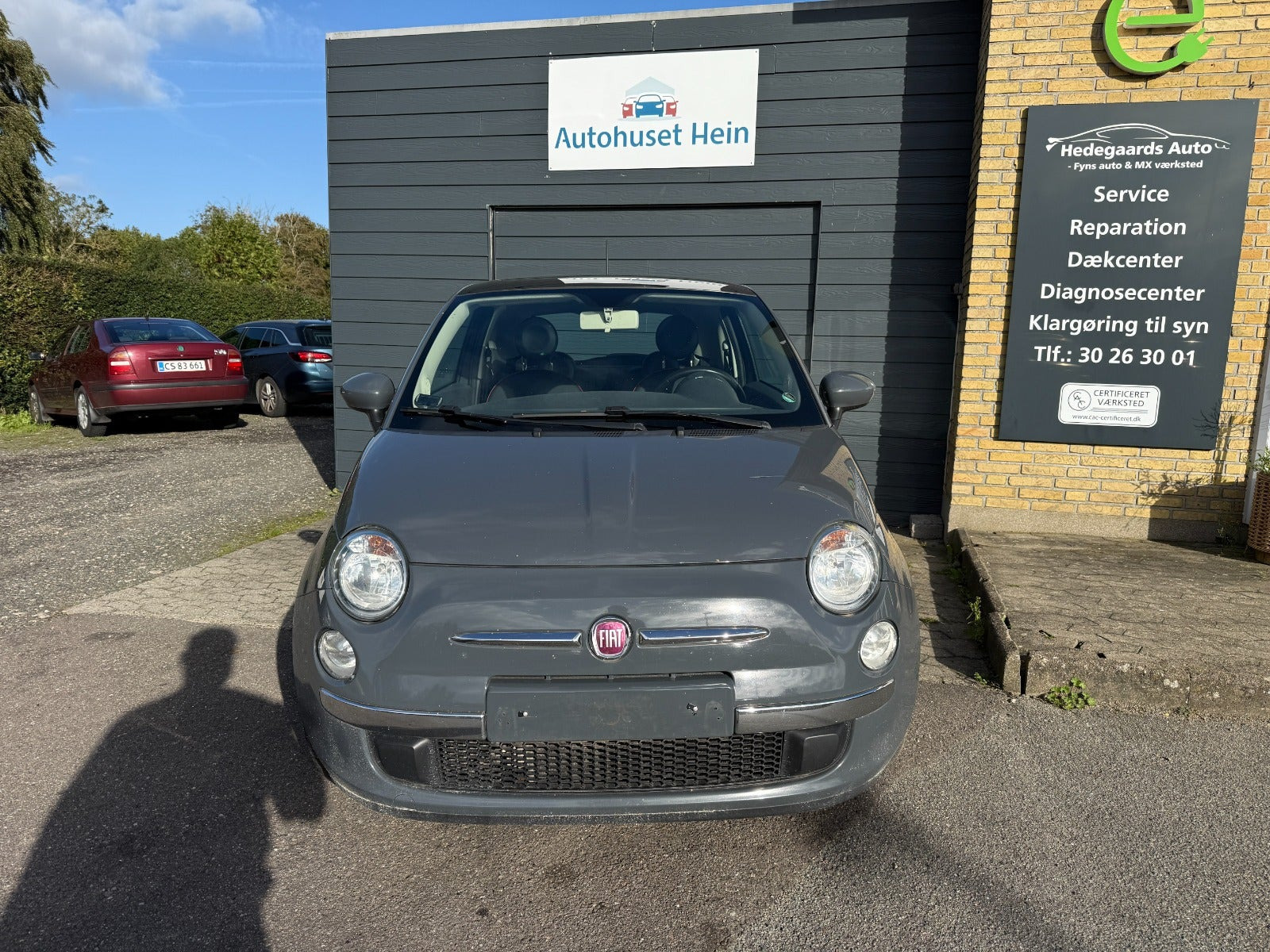 Grå Fiat 500 fra 2014