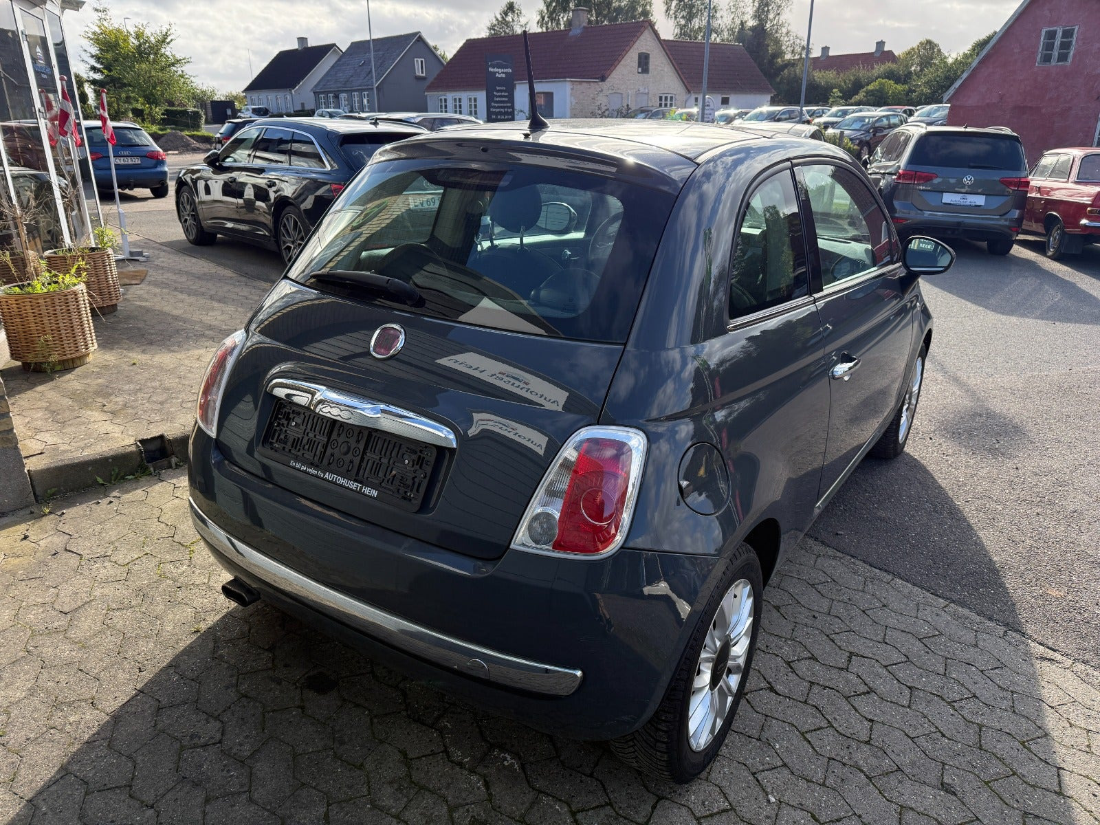 Grå Fiat 500 fra 2014