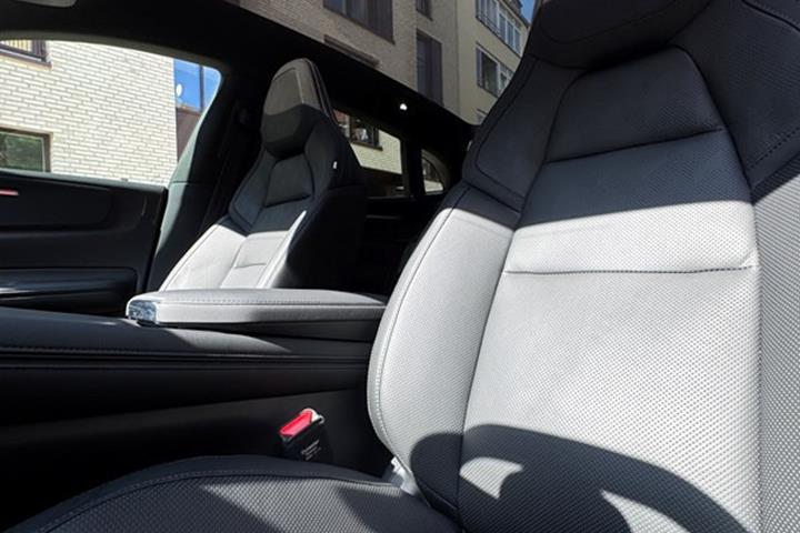 undefined Polestar 4 fra 2026