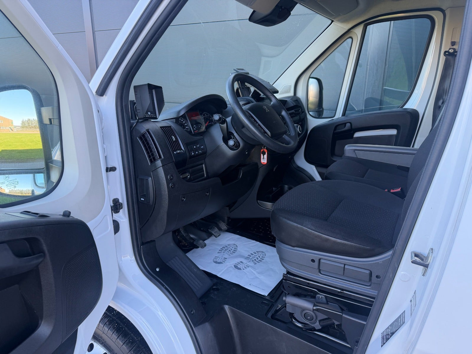 undefined Peugeot Boxer 335 fra 2024