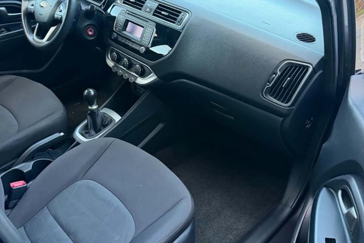 undefined Kia Rio fra 2015
