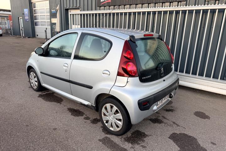 undefined Peugeot 107 fra 2013