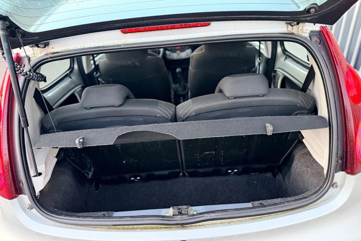 undefined Peugeot 107 fra 2013