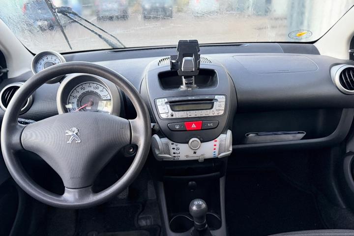 undefined Peugeot 107 fra 2013