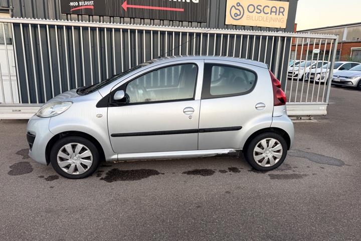 undefined Peugeot 107 fra 2013