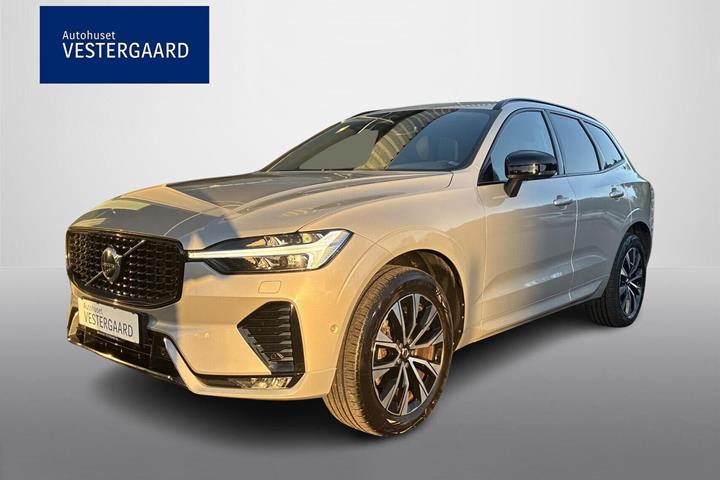 Grå Volvo XC60 fra 2023