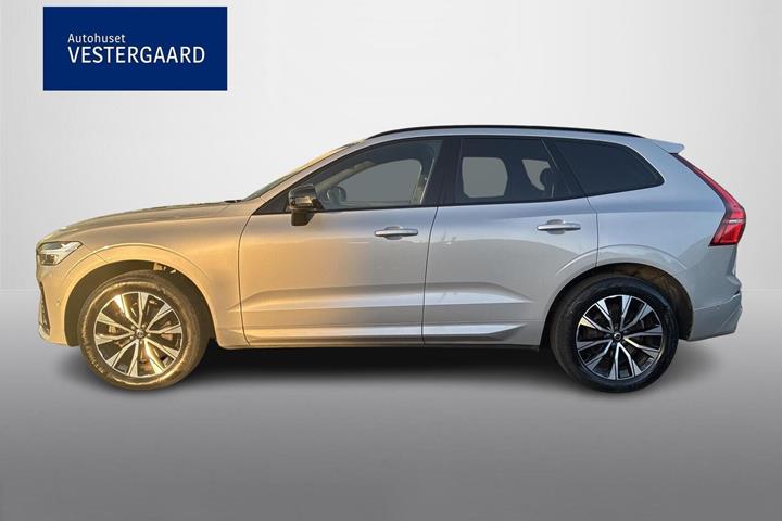 Grå Volvo XC60 fra 2023