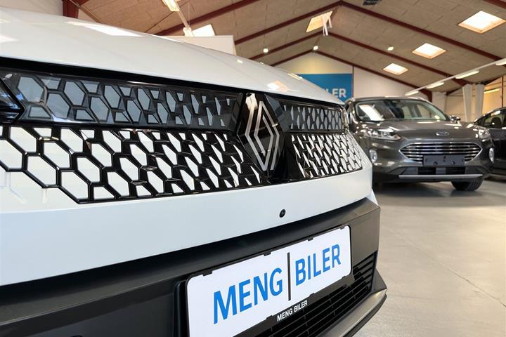 Hvid Renault Scénic fra 2024