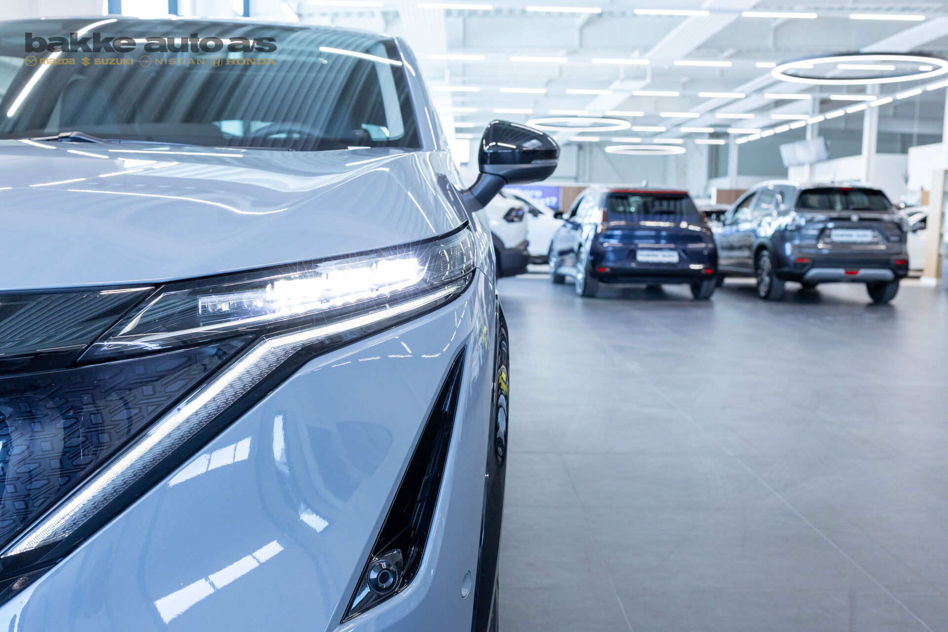 Grå Nissan Ariya fra 2023