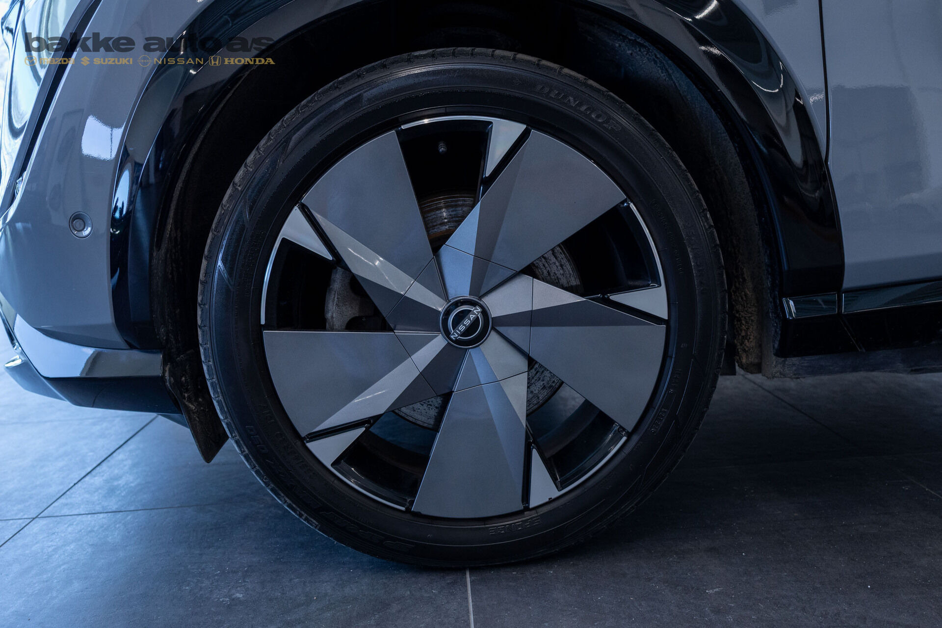 Grå Nissan Ariya fra 2023